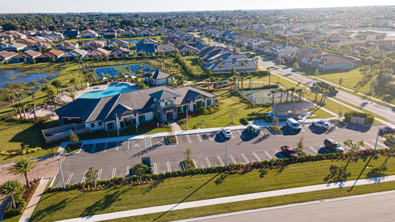 For Sale: $492,500 (3 beds, 2 baths, 1879 Square Feet)