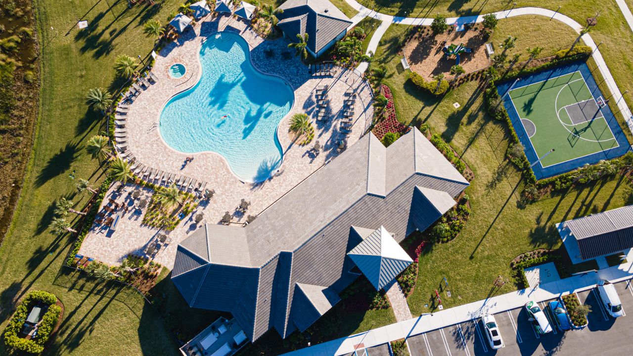 For Sale: $492,500 (3 beds, 2 baths, 1879 Square Feet)