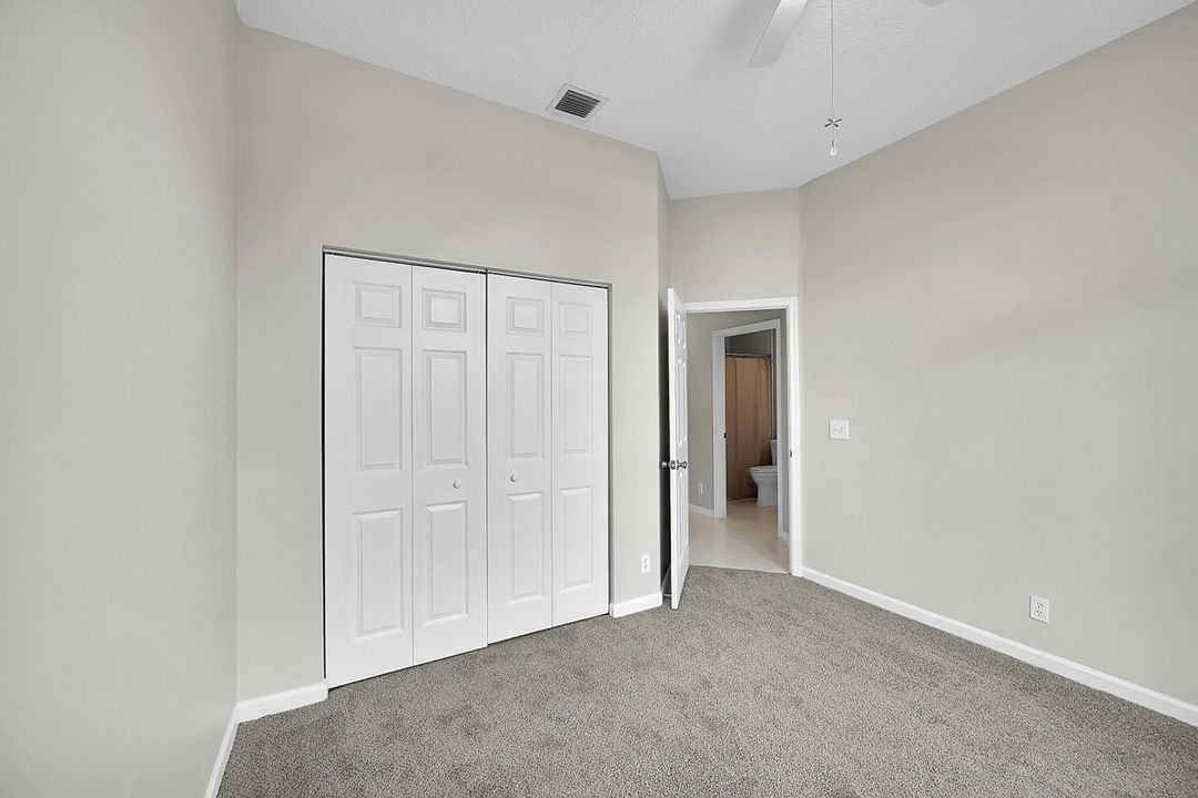 Под контрактом: $525,000 (3 спален, 2 ванн, 1461 Квадратных фут)