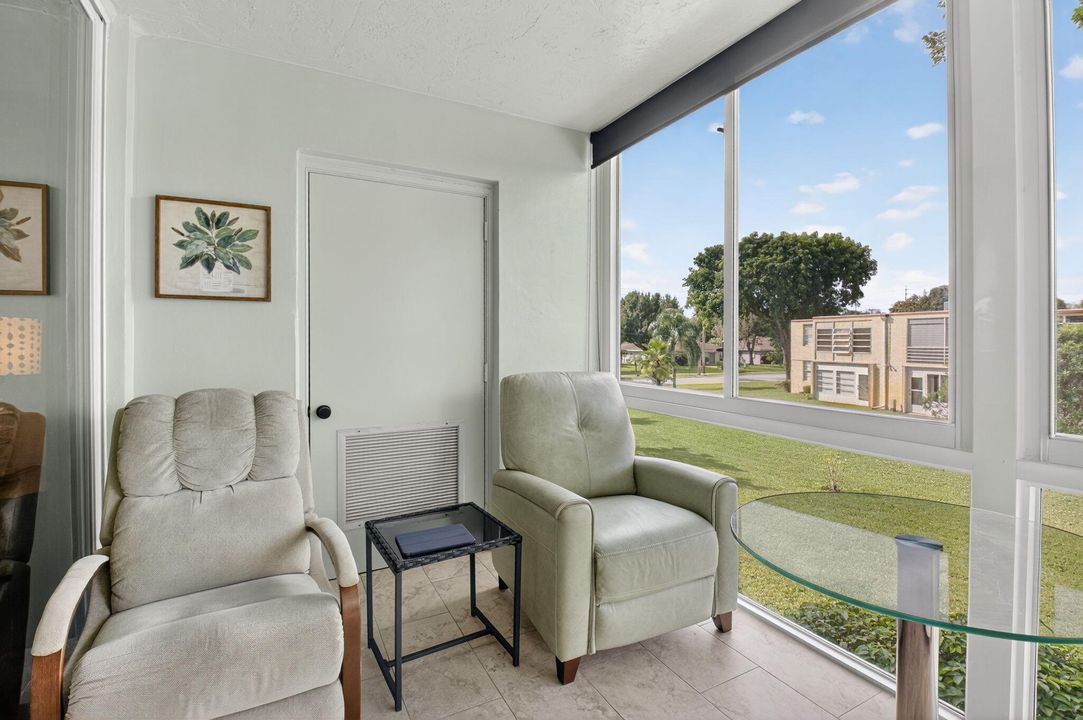 Active With Contract: $175,000 (2 beds, 2 baths, 1005 Square Feet)