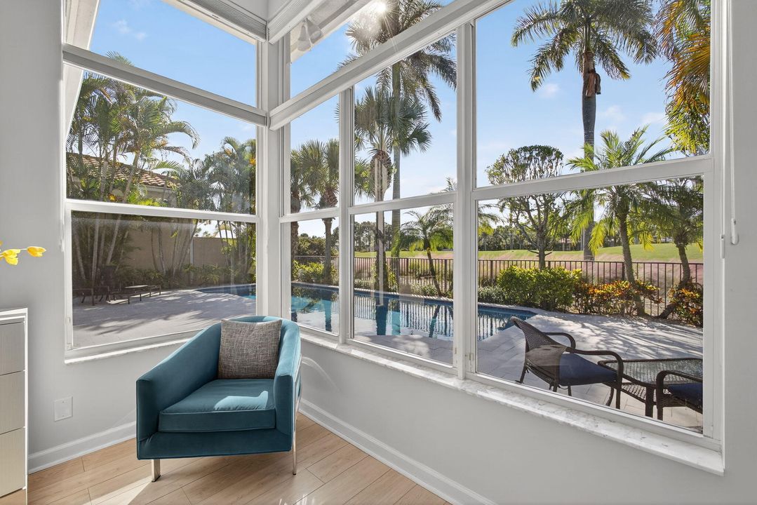 For Sale: $1,599,000 (3 beds, 3 baths, 2500 Square Feet)