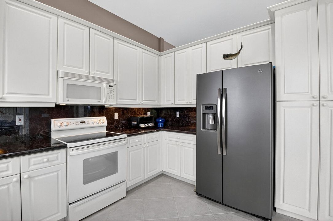 Active With Contract: $499,000 (3 beds, 2 baths, 1837 Square Feet)