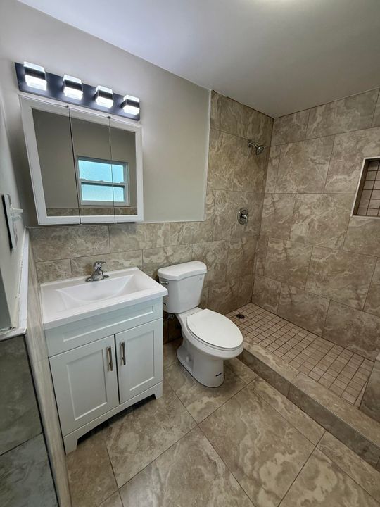 For Sale: $335,000 (3 beds, 2 baths, 1616 Square Feet)