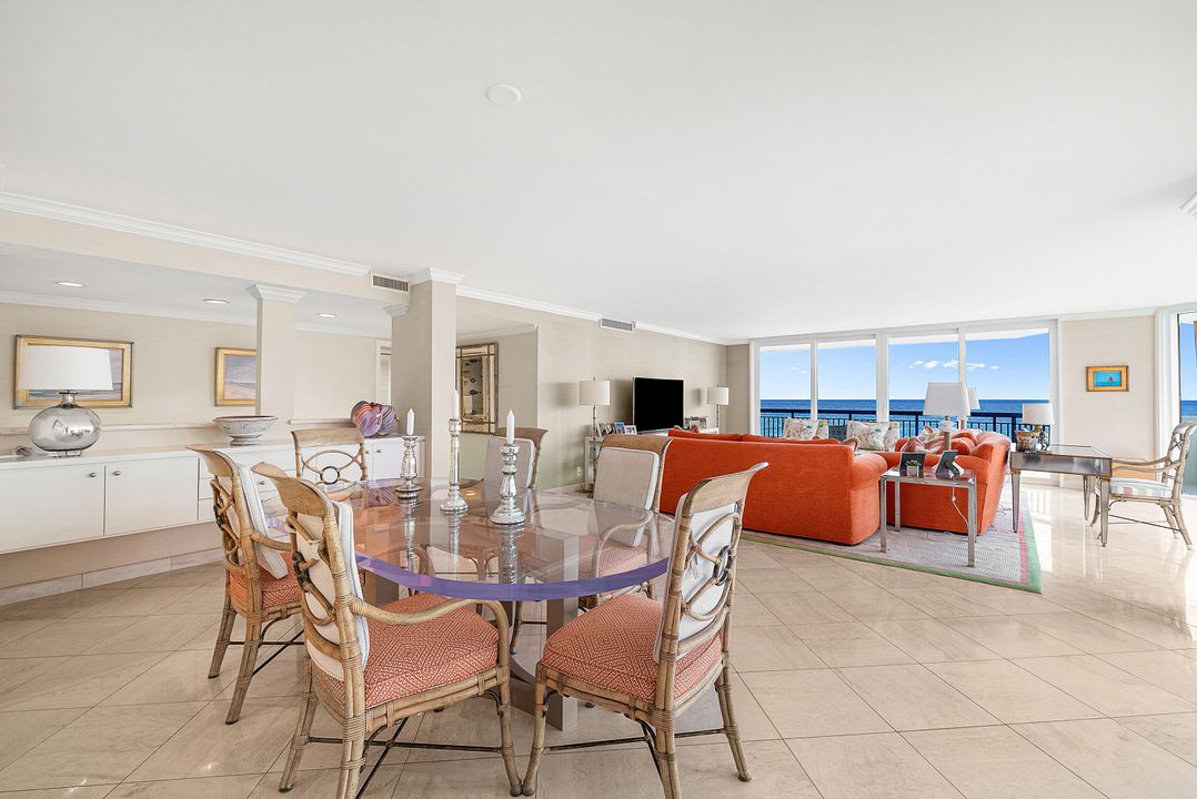 En Venta: $2,995,000 (3 camas, 3 baños, 2695 Pies cuadrados)