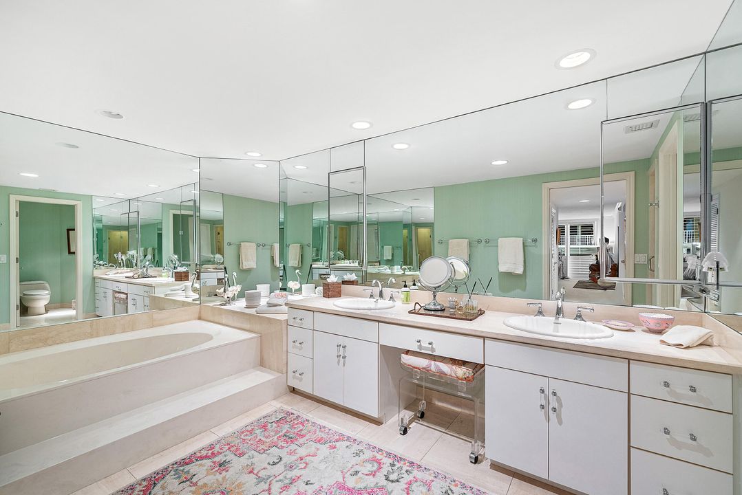 En Venta: $2,995,000 (3 camas, 3 baños, 2695 Pies cuadrados)