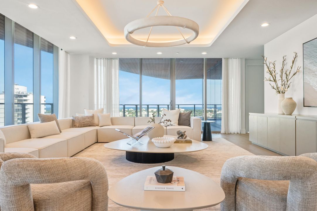 待售: $13,750,000 (3 贝兹, 3 浴室, 4440 平方英尺)