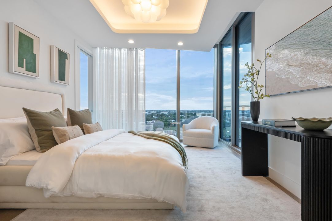 待售: $13,750,000 (3 贝兹, 3 浴室, 4440 平方英尺)