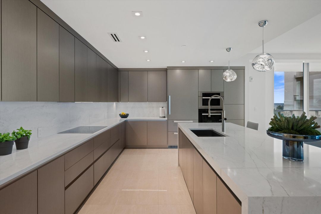 En Venta: $3,500,000 (2 camas, 2 baños, 2525 Pies cuadrados)