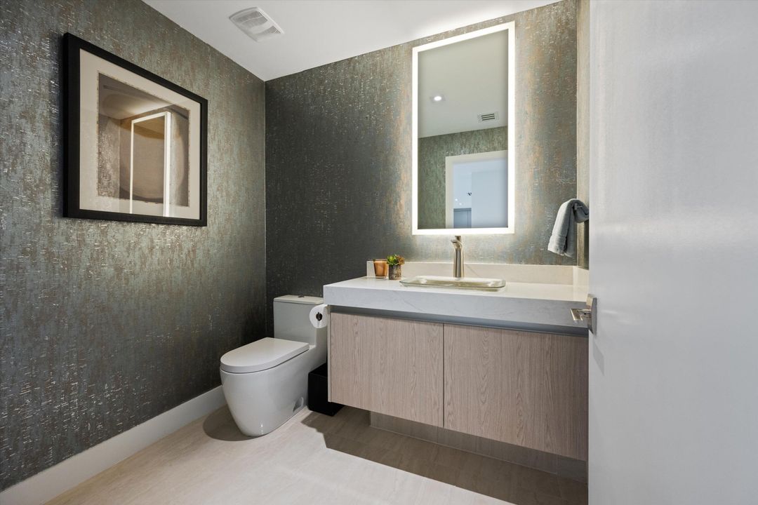 En Venta: $3,500,000 (2 camas, 2 baños, 2525 Pies cuadrados)