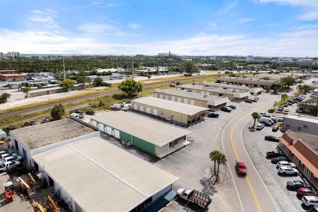 На продажу: $2,799,000 (0 спален, 0 ванн, 6632 Квадратных фут)