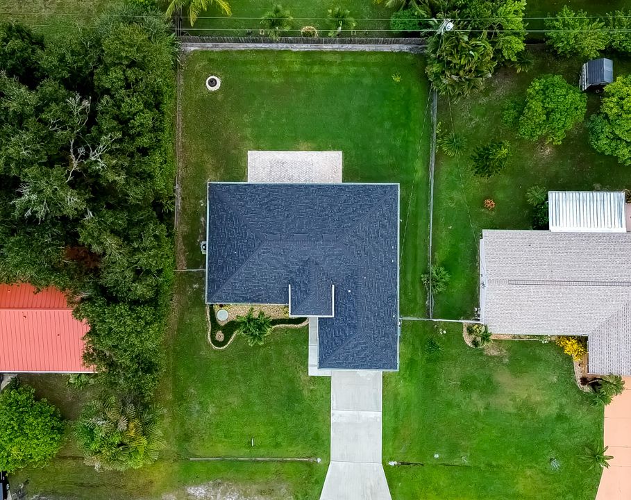 Active With Contract: $419,888 (4 beds, 2 baths, 1754 Square Feet)