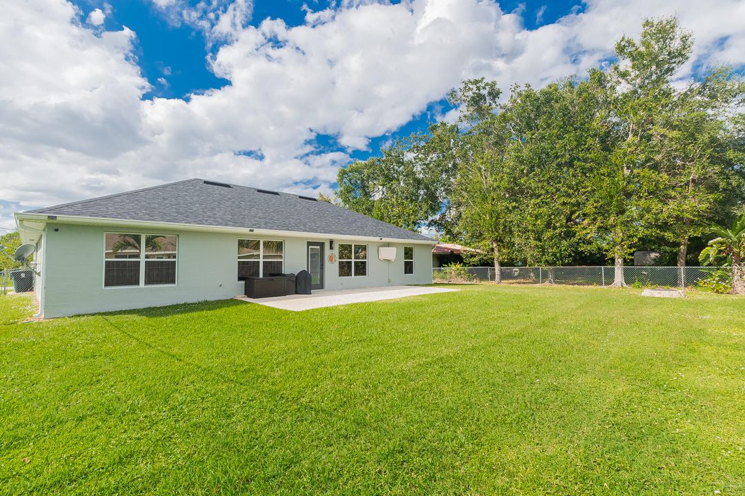 Active With Contract: $419,888 (4 beds, 2 baths, 1754 Square Feet)