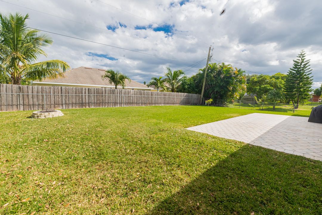 Active With Contract: $419,888 (4 beds, 2 baths, 1754 Square Feet)