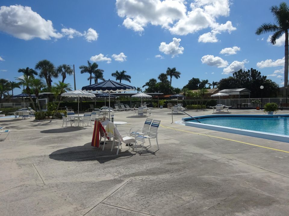 出租: $1,550 (1 贝兹, 1 浴室, 611 平方英尺)