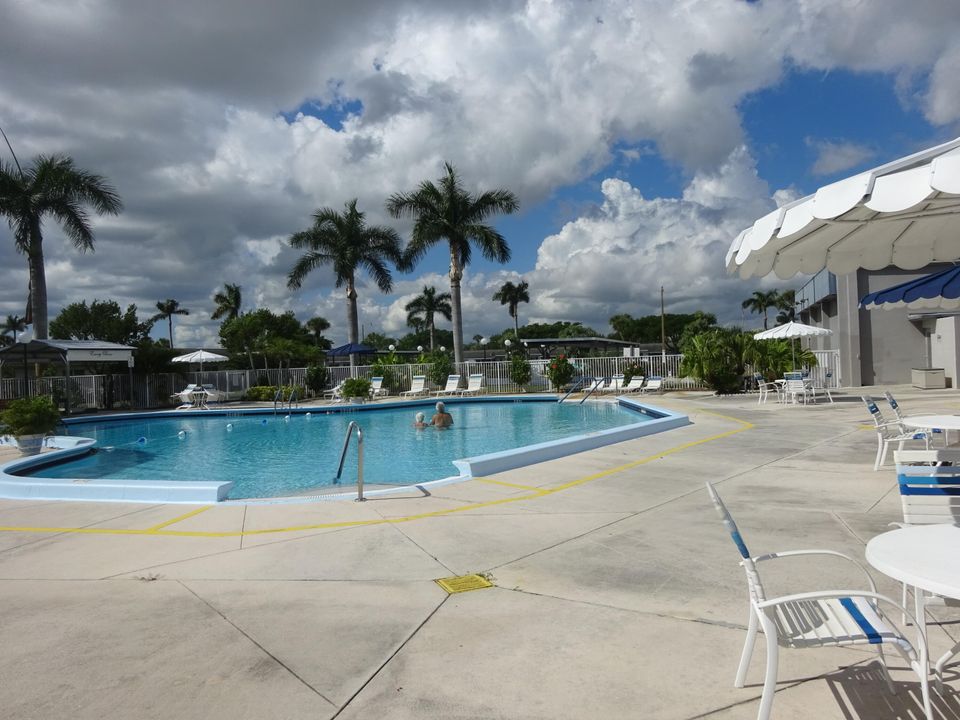 出租: $1,550 (1 贝兹, 1 浴室, 611 平方英尺)