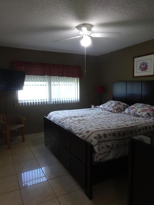 出租: $1,550 (1 贝兹, 1 浴室, 611 平方英尺)