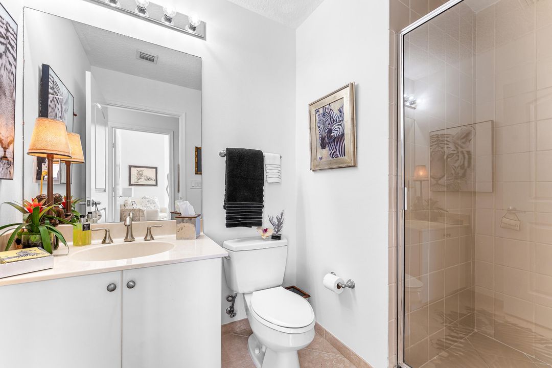 Active With Contract: $4,500 (2 beds, 2 baths, 1208 Square Feet)