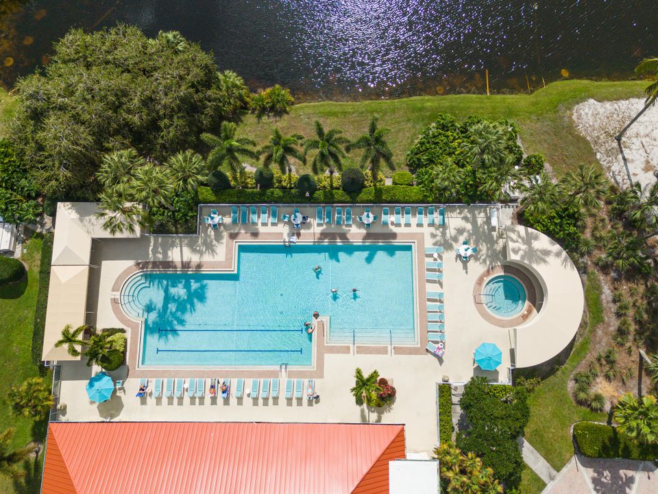 En Venta: $219,888 (2 camas, 2 baños, 1217 Pies cuadrados)