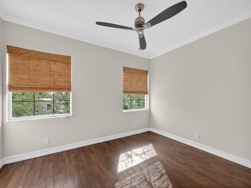 Active With Contract: $615,000 (2 beds, 2 baths, 1554 Square Feet)