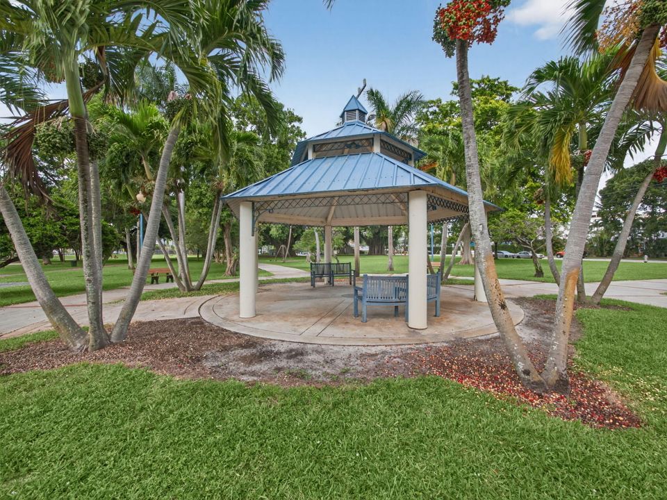 Active With Contract: $615,000 (2 beds, 2 baths, 1554 Square Feet)