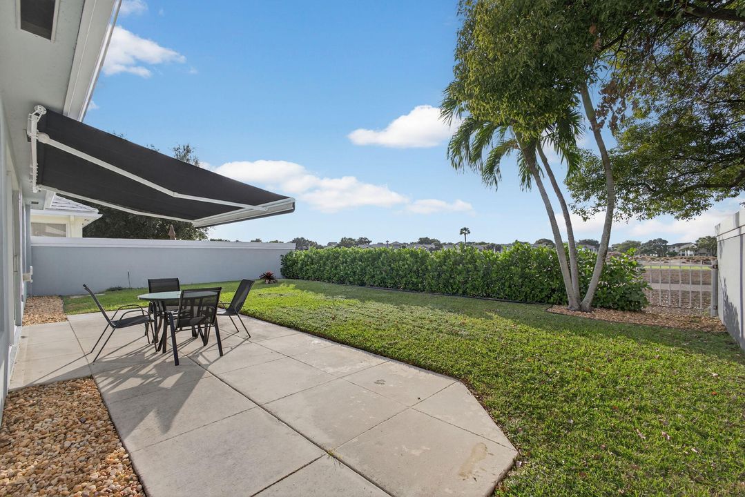 En Venta: $885,000 (3 camas, 2 baños, 1968 Pies cuadrados)