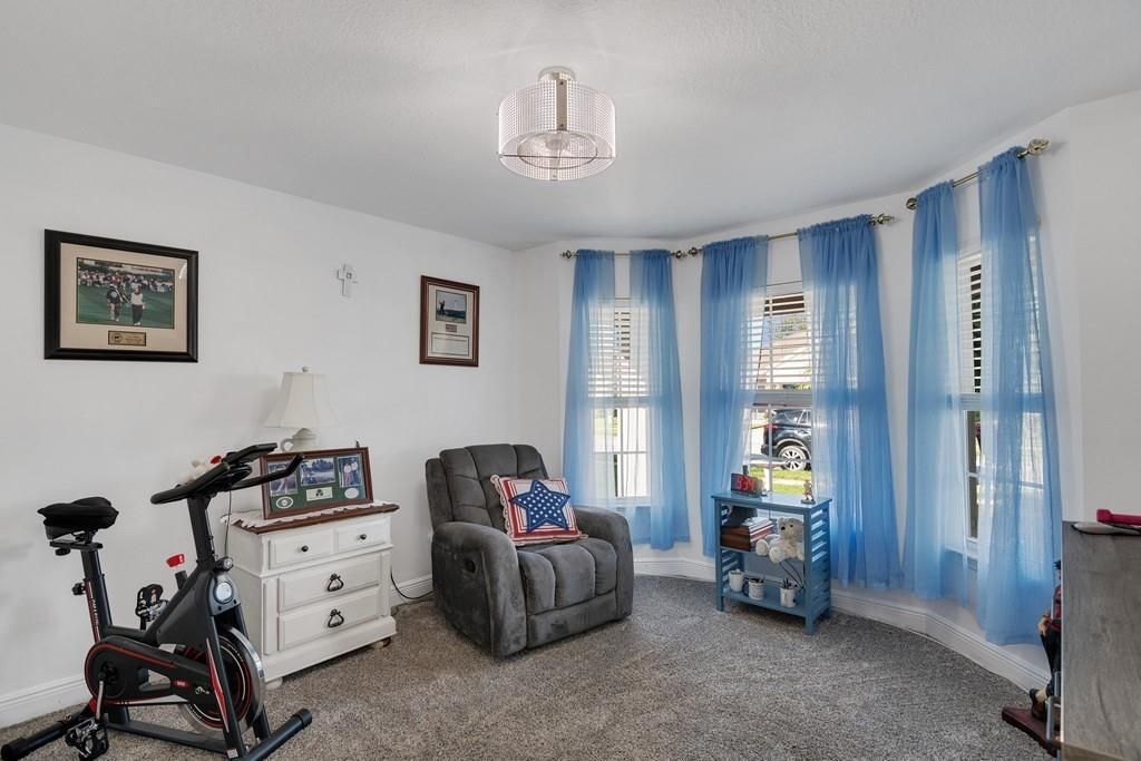 На продажу: $350,000 (3 спален, 2 ванн, 1512 Квадратных фут)