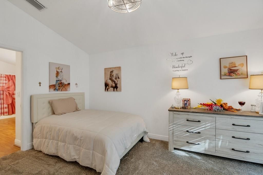 На продажу: $350,000 (3 спален, 2 ванн, 1512 Квадратных фут)