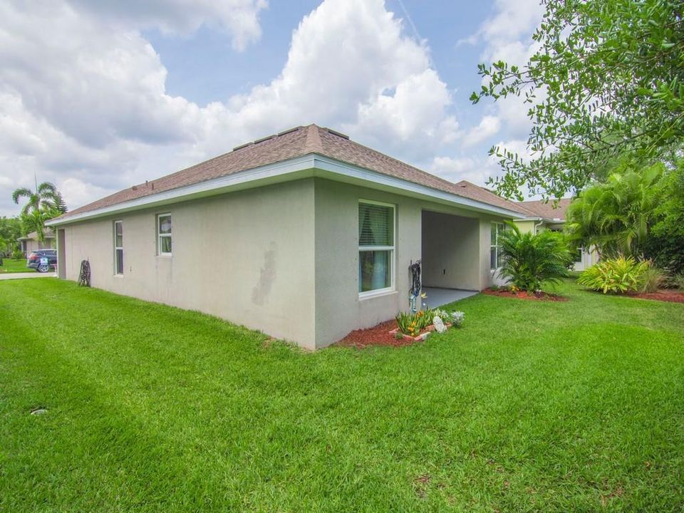 На продажу: $350,000 (3 спален, 2 ванн, 1512 Квадратных фут)