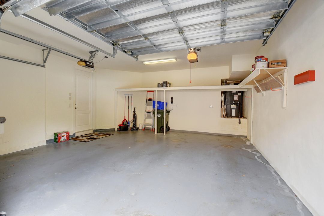 For Sale: $1,250,000 (3 beds, 3 baths, 3134 Square Feet)