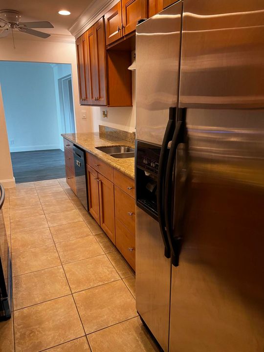 For Rent: $3,600 (3 beds, 2 baths, 1602 Square Feet)