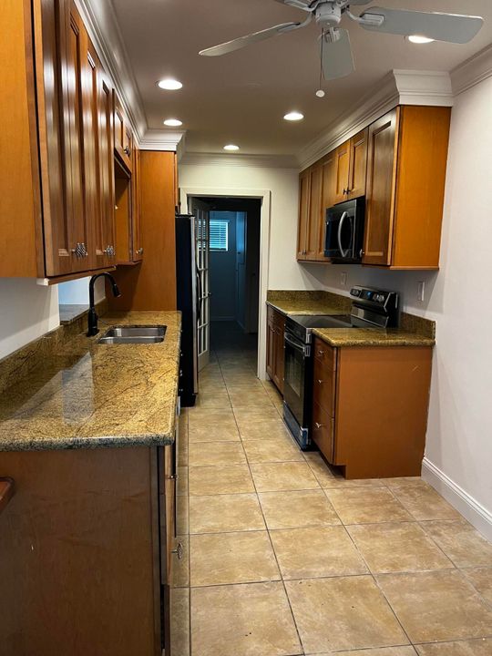 For Rent: $3,600 (3 beds, 2 baths, 1602 Square Feet)