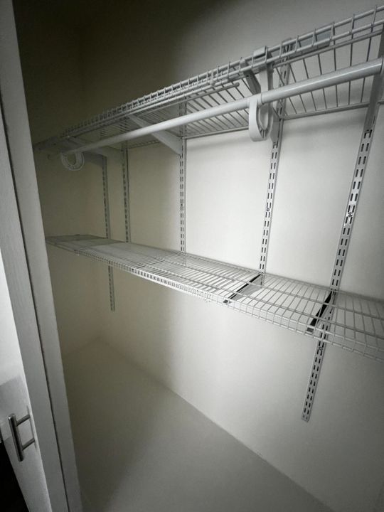 For Rent: $3,600 (3 beds, 2 baths, 1602 Square Feet)