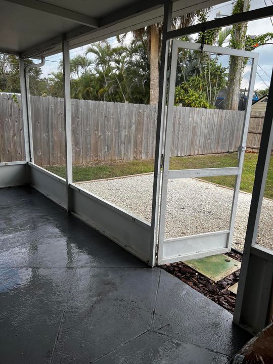 For Rent: $3,600 (3 beds, 2 baths, 1602 Square Feet)