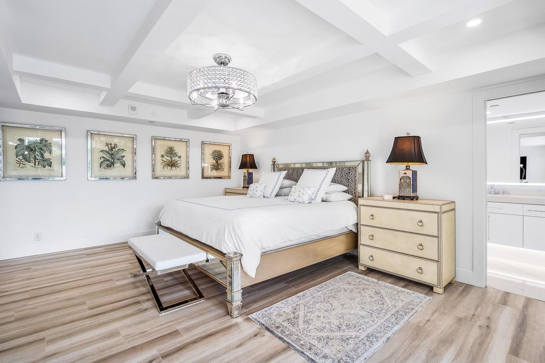 For Sale: $1,225,000 (2 beds, 2 baths, 1524 Square Feet)