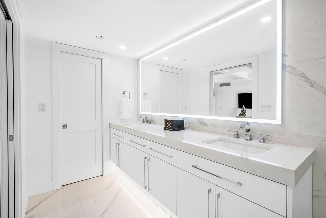 For Sale: $1,225,000 (2 beds, 2 baths, 1524 Square Feet)