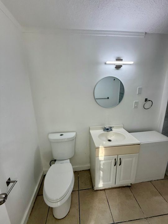 Active With Contract: $265,000 (4 beds, 2 baths, 1538 Square Feet)