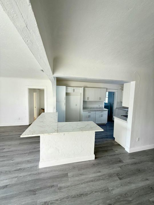 Active With Contract: $265,000 (4 beds, 2 baths, 1538 Square Feet)