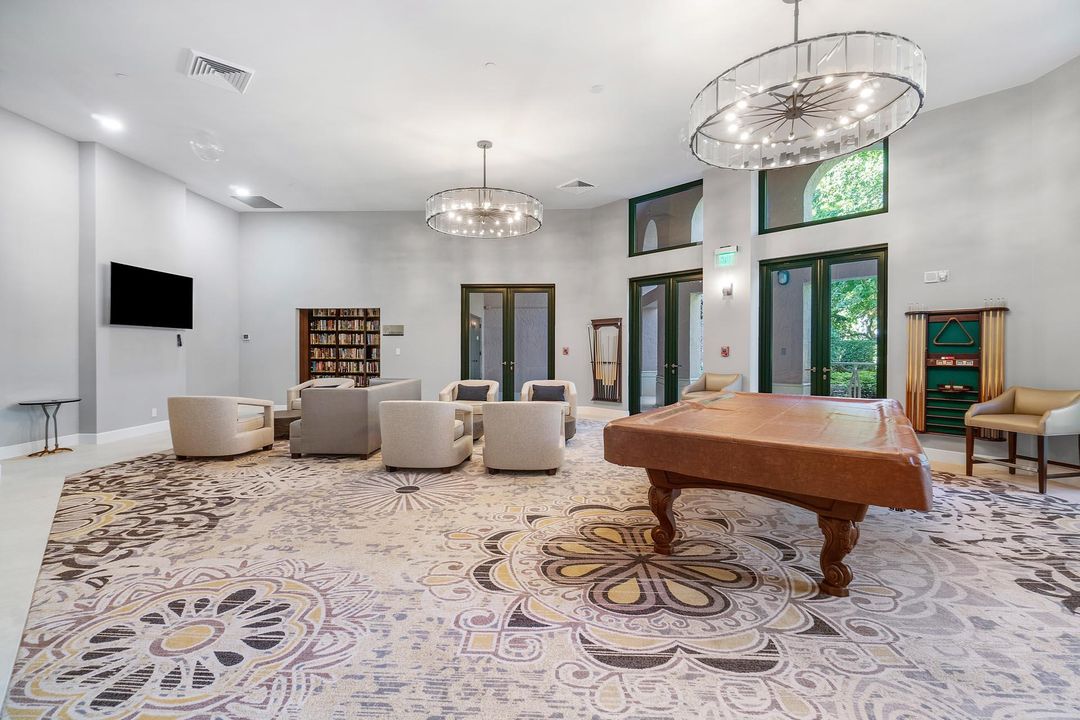 For Sale: $1,225,000 (2 beds, 2 baths, 1524 Square Feet)