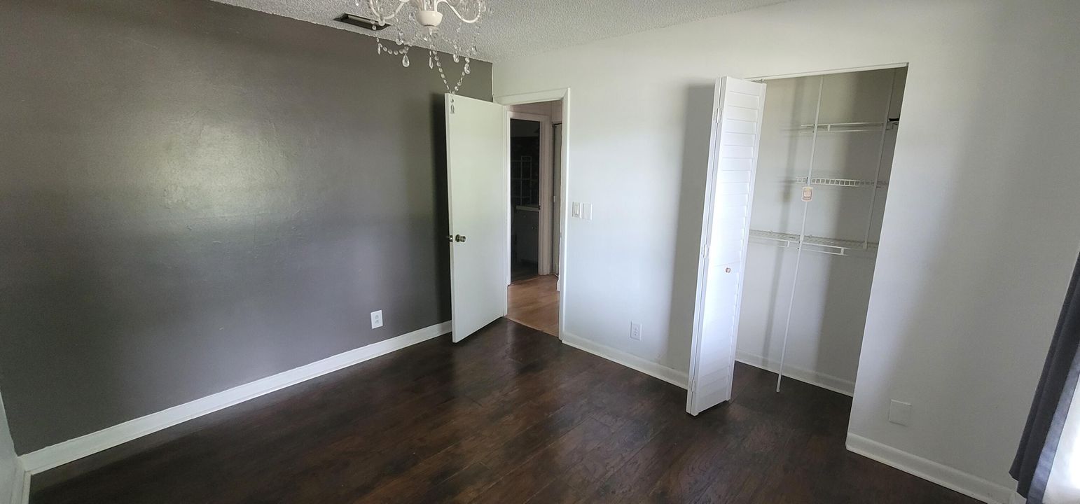 For Sale: $465,000 (3 beds, 2 baths, 1665 Square Feet)