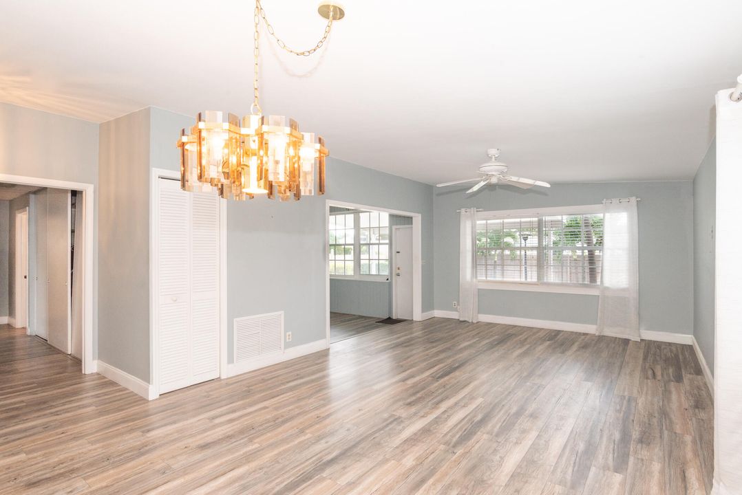 Active With Contract: $485,000 (3 beds, 2 baths, 1476 Square Feet)