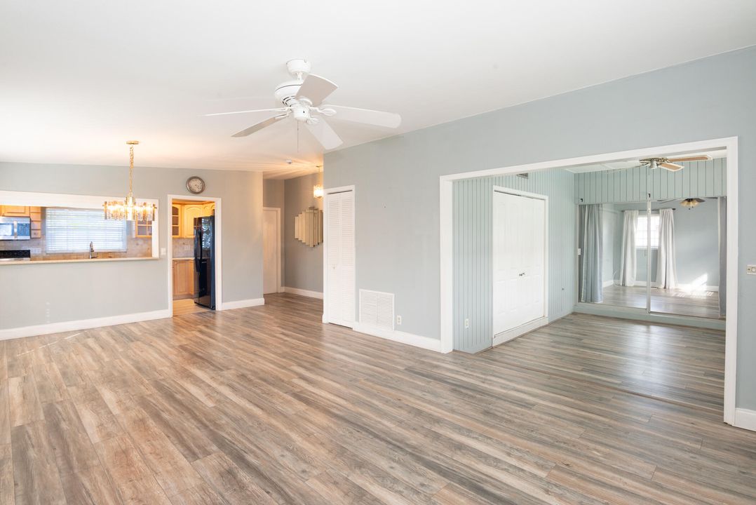 Active With Contract: $485,000 (3 beds, 2 baths, 1476 Square Feet)