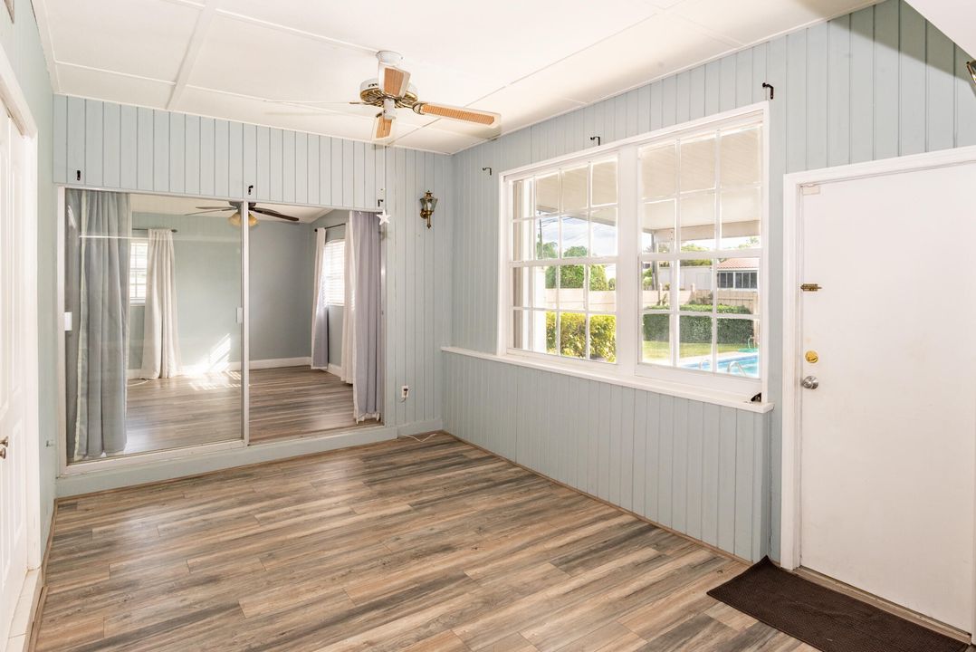 Active With Contract: $485,000 (3 beds, 2 baths, 1476 Square Feet)