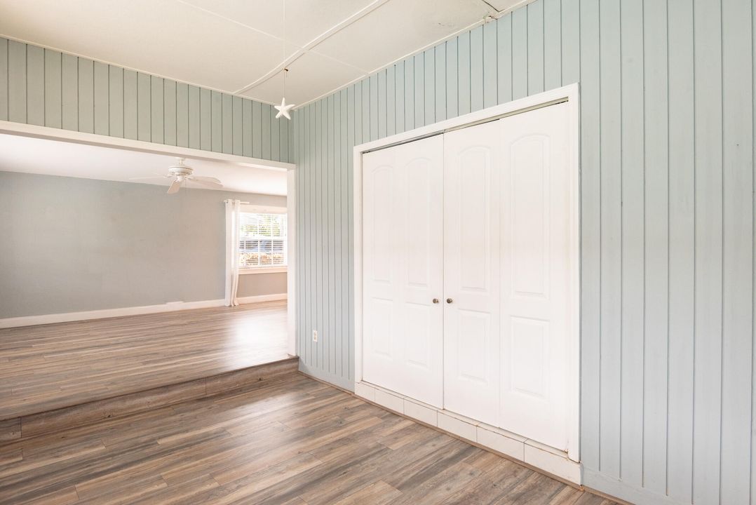 Active With Contract: $485,000 (3 beds, 2 baths, 1476 Square Feet)