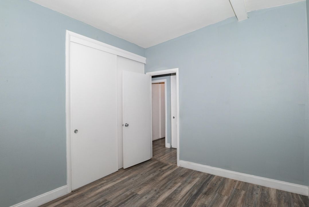 Active With Contract: $485,000 (3 beds, 2 baths, 1476 Square Feet)