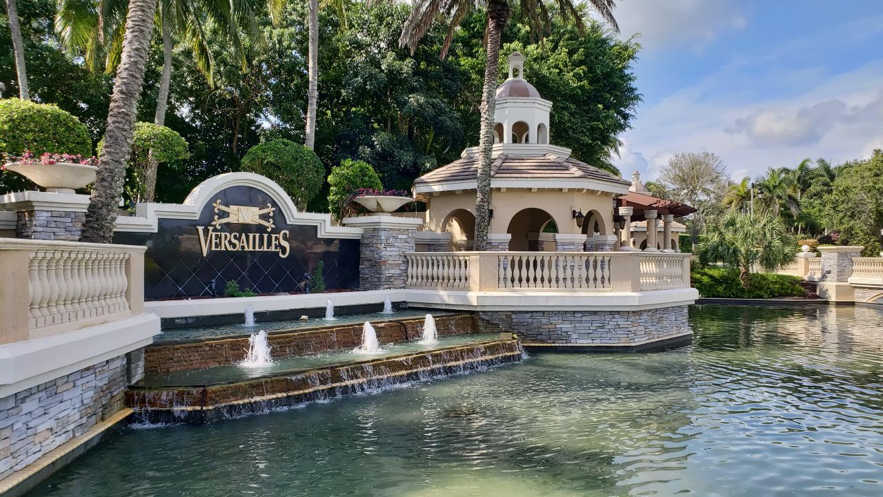 For Sale: $950,000 (5 beds, 3 baths, 3466 Square Feet)