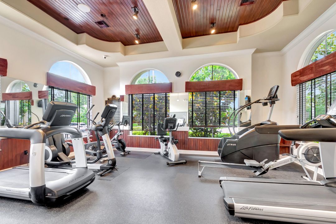 For Sale: $950,000 (5 beds, 3 baths, 3466 Square Feet)