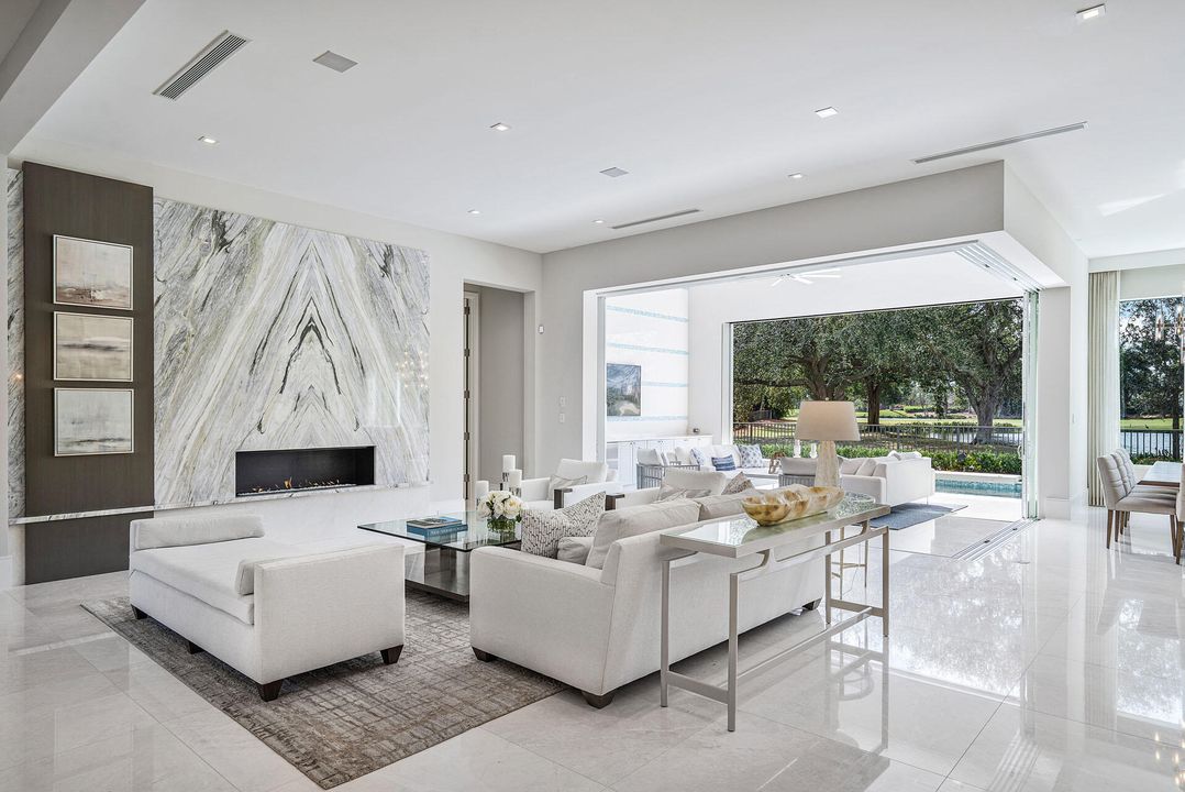 待售: $11,995,000 (5 贝兹, 6 浴室, 6109 平方英尺)