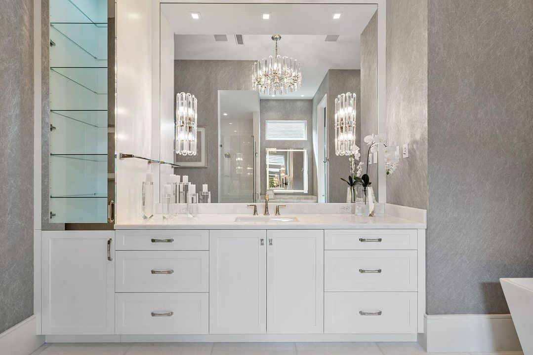 待售: $11,995,000 (5 贝兹, 6 浴室, 6109 平方英尺)