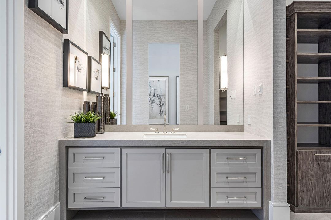 待售: $11,995,000 (5 贝兹, 6 浴室, 6109 平方英尺)