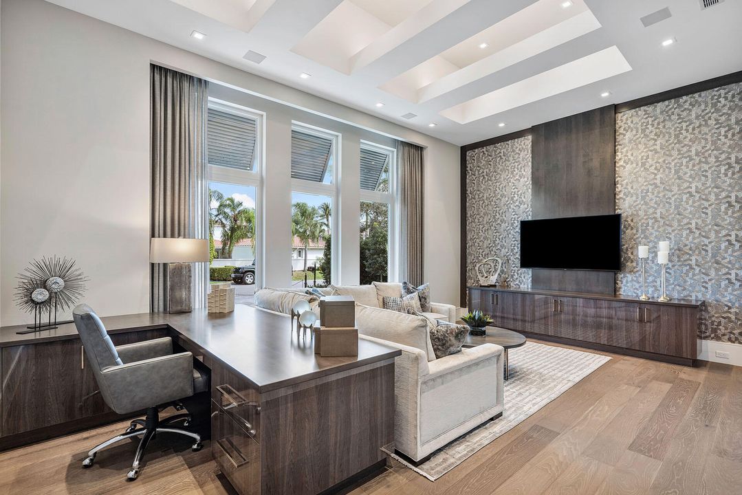 待售: $11,995,000 (5 贝兹, 6 浴室, 6109 平方英尺)